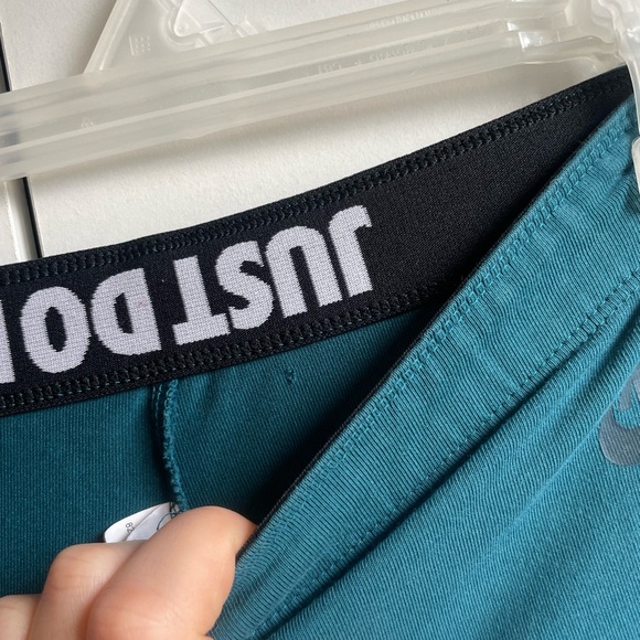 Nike leggings - Picture 7 of 7